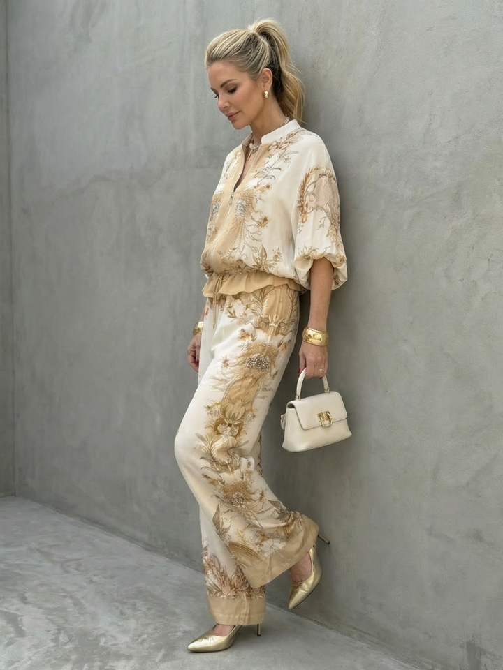 Indie™ | Conjunto blusa cremallera y pantalón estampado