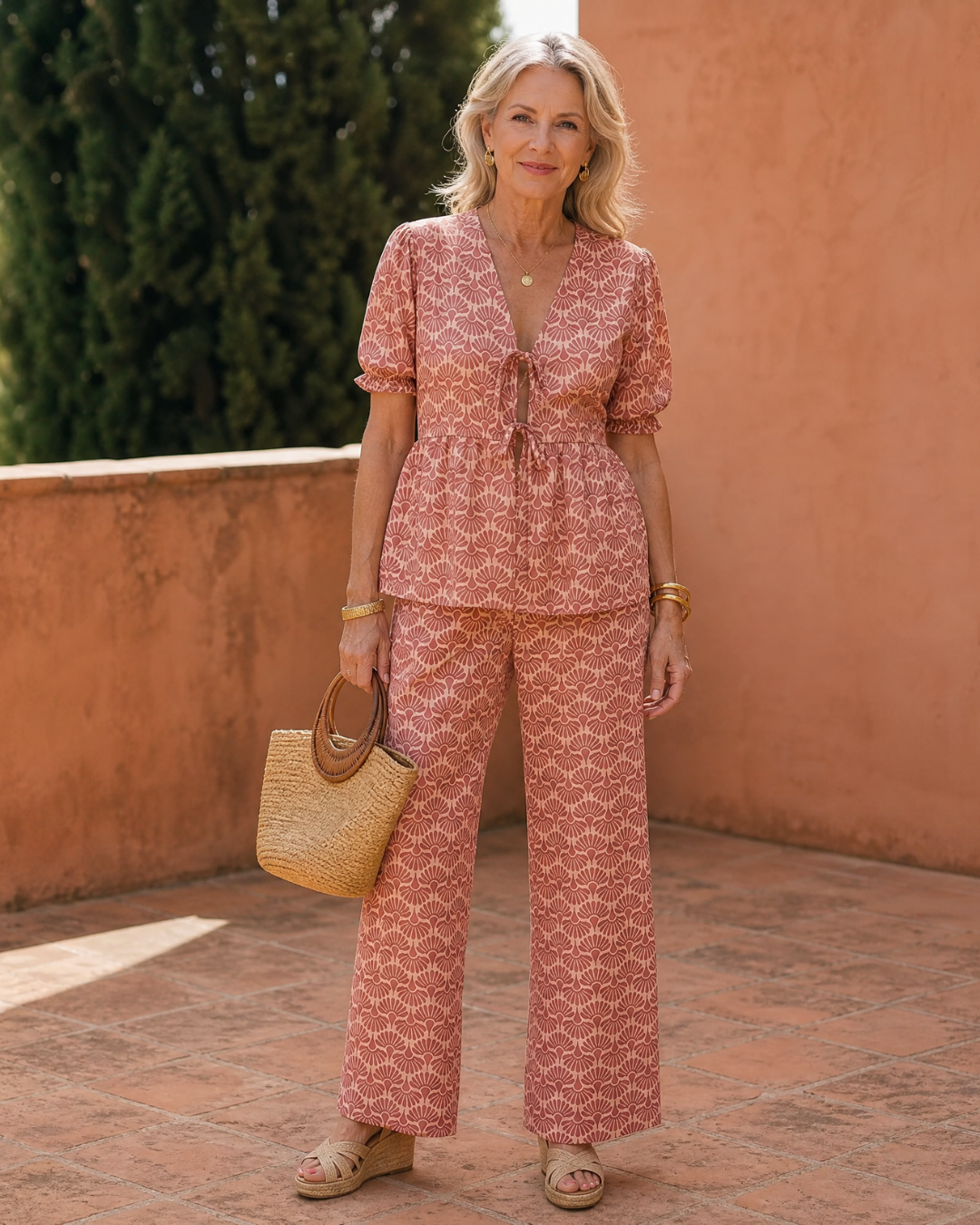 Somar | Conjunto de Top de Manga Abullonada de Estampado Floral y Pantalones de Pierna Recta