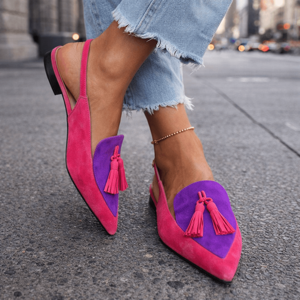 Lorena™ | Mules Bicolor Elegantes con Pompones