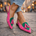 Lorena™ | Mules Bicolor Elegantes con Pompones
