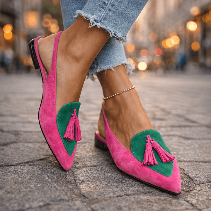 Lorena™ | Mules Bicolor Elegantes con Pompones