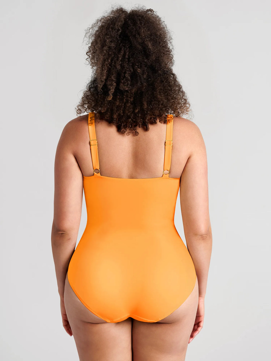 Baño de Una Pieza con Control de Barriga Fruncido