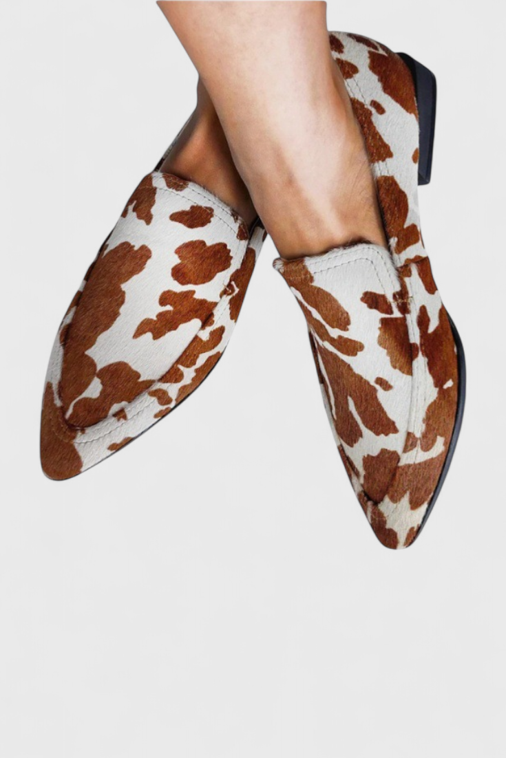 Mocasines de Cuero Grecia con Tacón Bajo y Punta Afilada